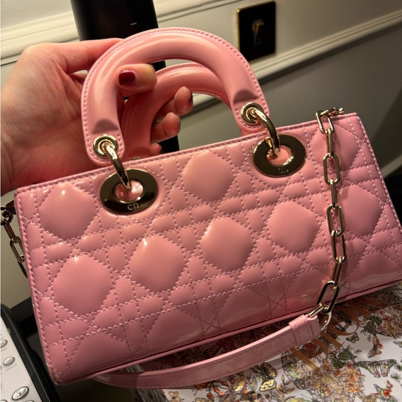 LADY D-JOY - BRAND NEW - Size SMALL PATENT LEATHER - Picture 6 of 9